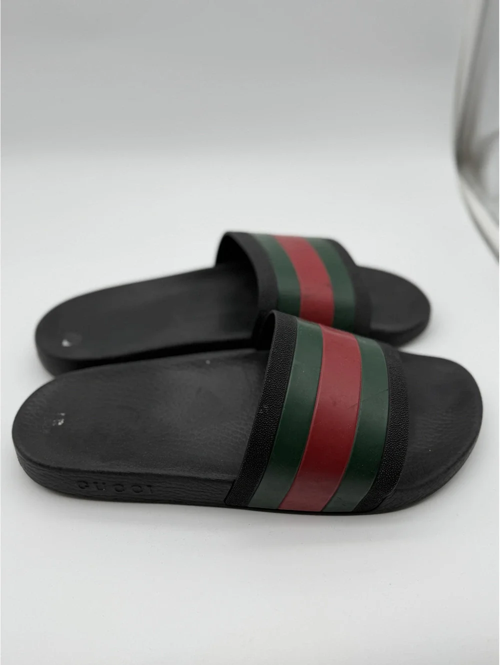 Gucci Men's Black Slide Sandals with Green and Red Stripes Size 11.5